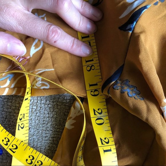 {Ivanka Trump} Floral Bell Sleeve Blouse - Picture 7 of 7